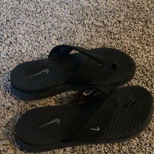 Nike flip flops